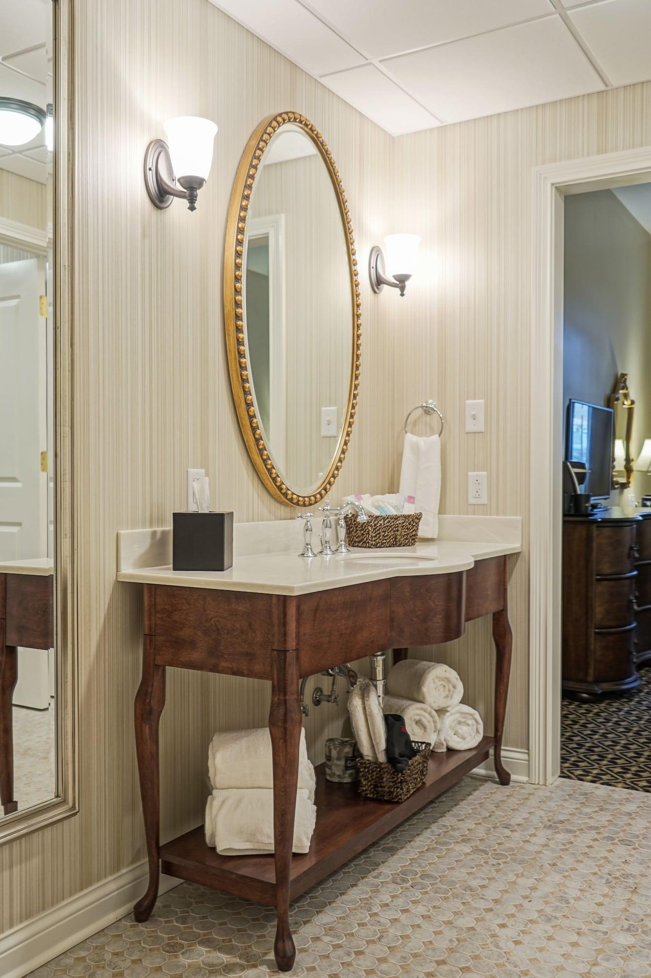 The Mount Vernon Grand Hotel Bagian luar foto
