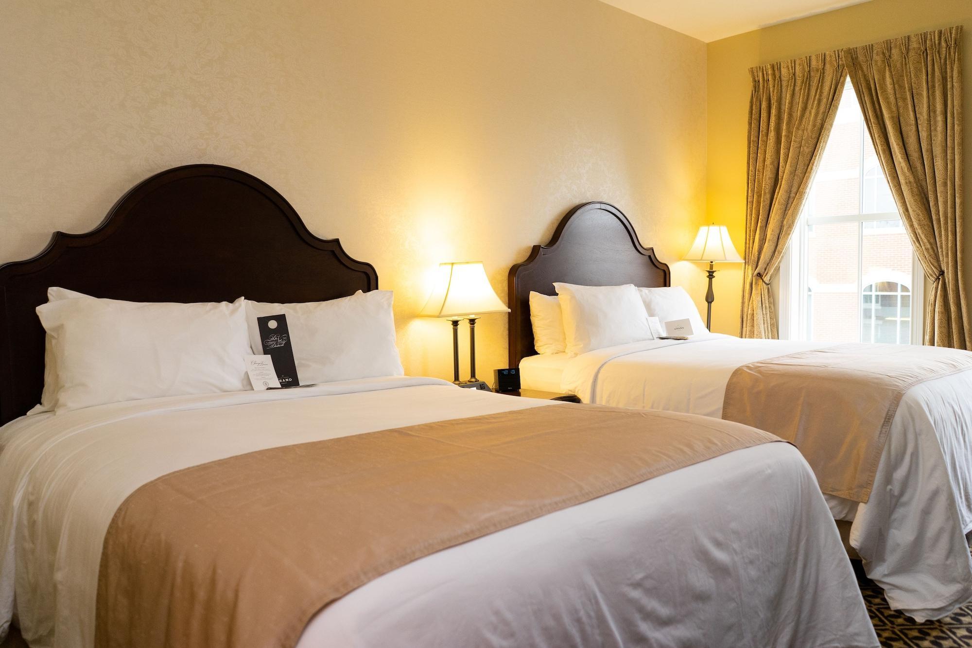 The Mount Vernon Grand Hotel Bagian luar foto